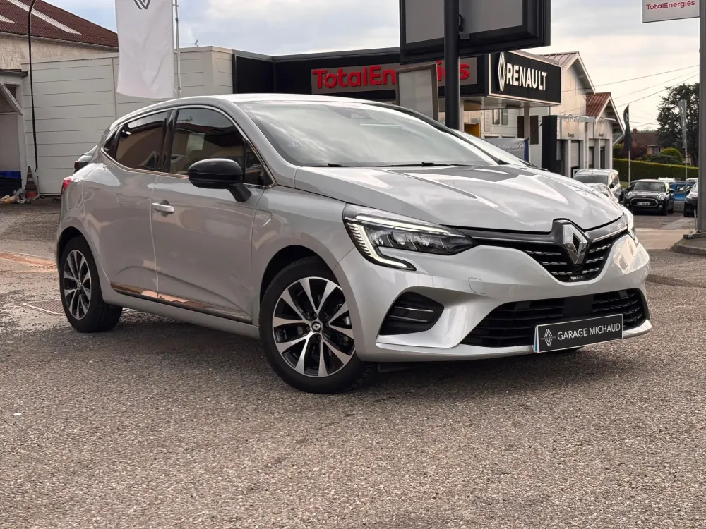 Clio V Etech full hybride 145 CH Techno